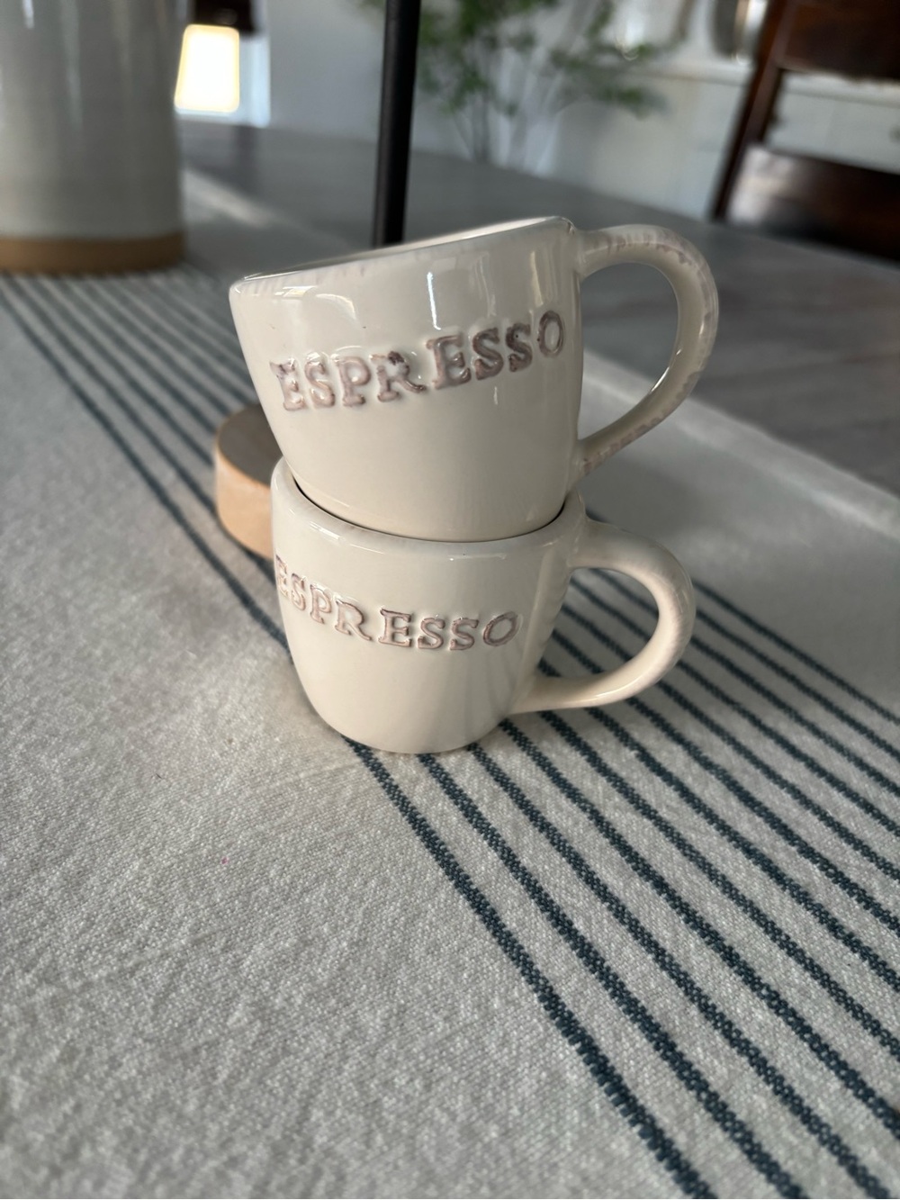 🍃🦋 Pottery Barn Cream Espresso Mugs - Set of 2